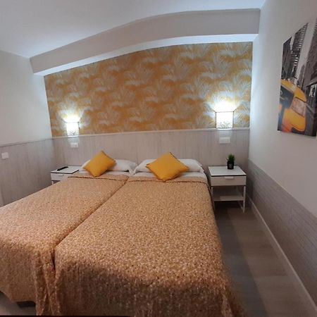 Hostal Verdemar Gijón Kültér fotó