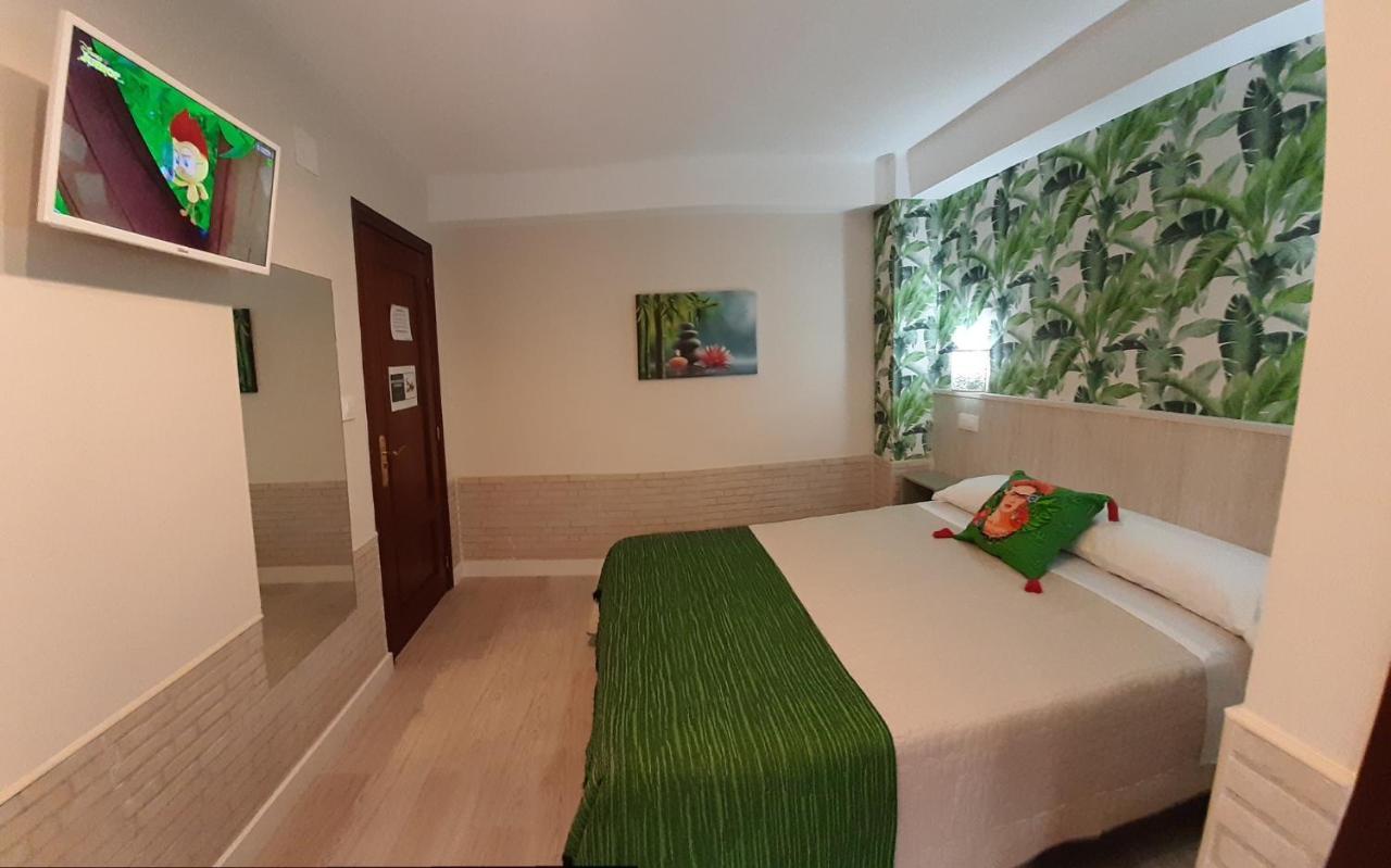 Hostal Verdemar Gijón Kültér fotó