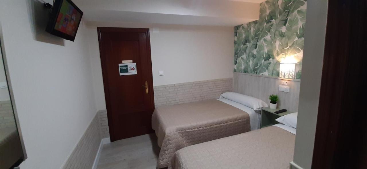Hostal Verdemar Gijón Kültér fotó